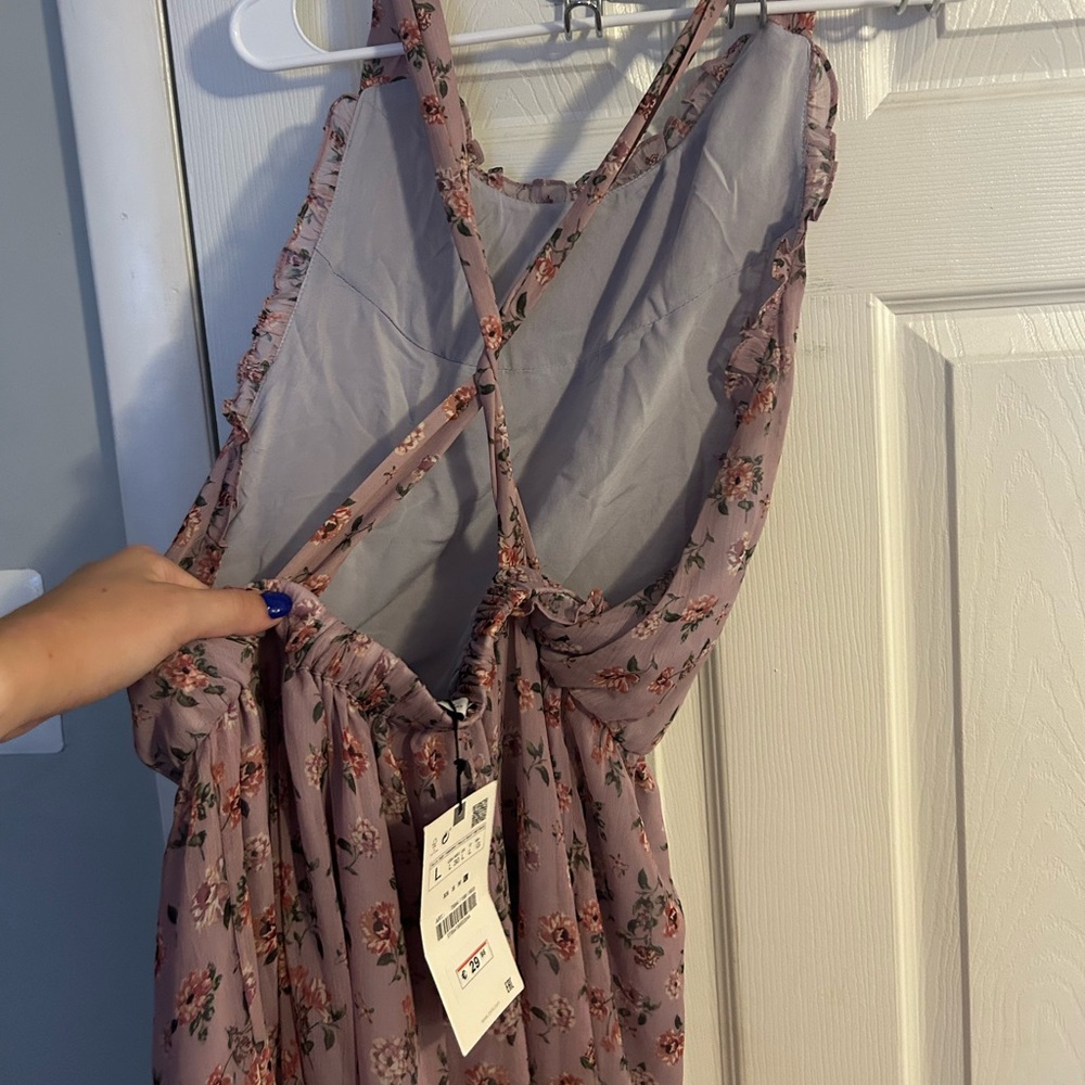 Open Back Dress - Picture 2 of 9